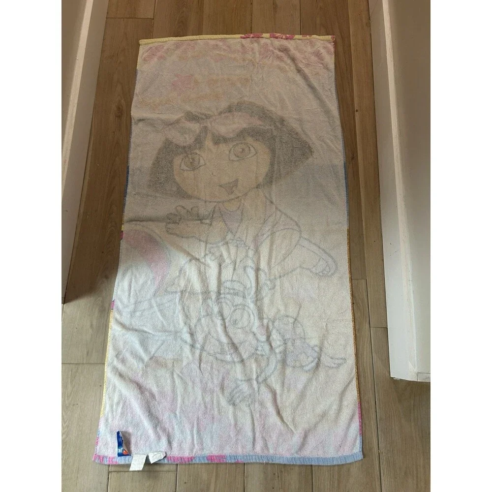 2007 Dora The Explorer Dora's Beach Day 100% Cotton 28.5